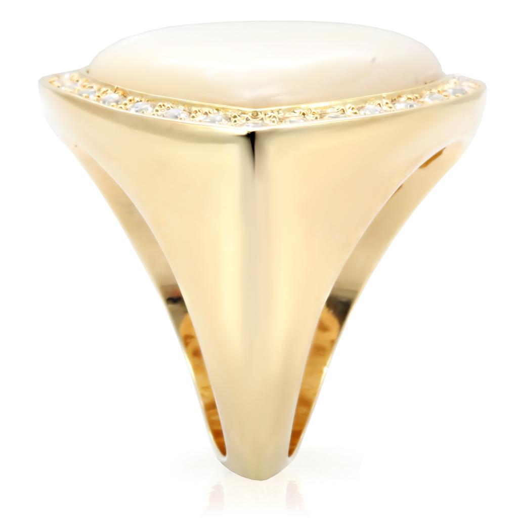 MA1W043 - Gold Brass Ring with Synthetic Synthetic Glass in White