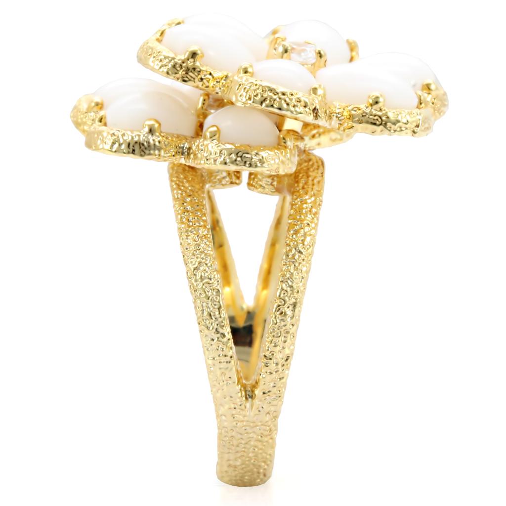 MA1W045 - Gold Brass Ring with Synthetic Synthetic Glass in White