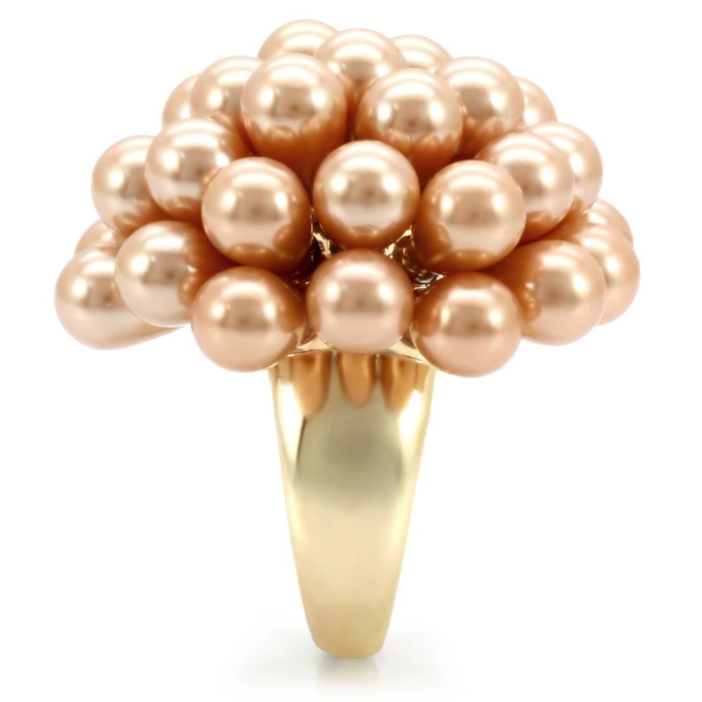 MA1W050 - Gold Brass Ring with Synthetic Pearl in Champagne