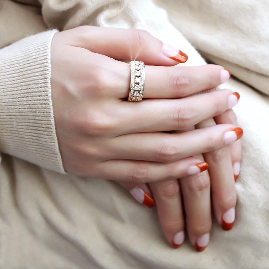 MA3W1459 - Gold Brass Ring with AAA Grade CZ in Clear