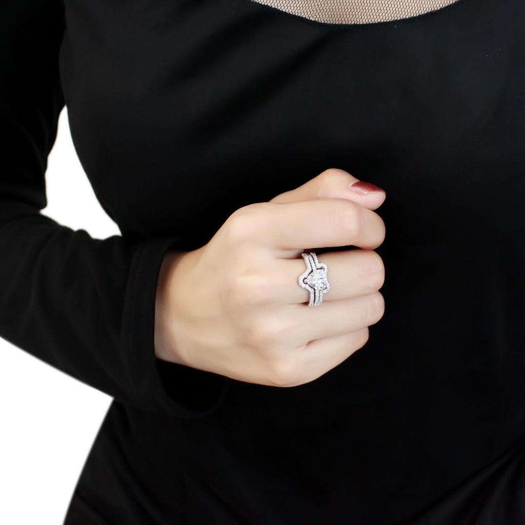 MA3W1504 - Rhodium Brass Ring with AAA Grade CZ in Clear