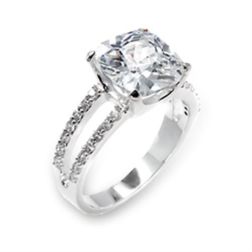 MA6X202 - High-Polished 925 Sterling Silver Ring with AAA Grade CZ in Clear