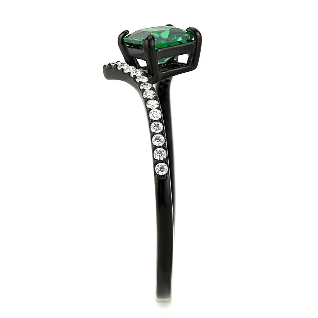 MADA017 - IP Black(Ion Plating) Stainless Steel Ring with AAA Grade CZ in Emerald