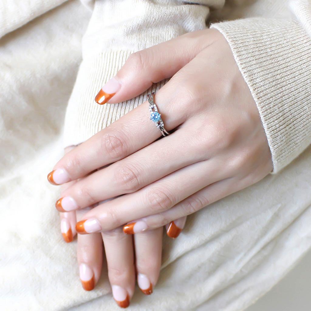 MADA116 - High polished (no plating) Stainless Steel Ring with AAA Grade CZ in Sea Blue