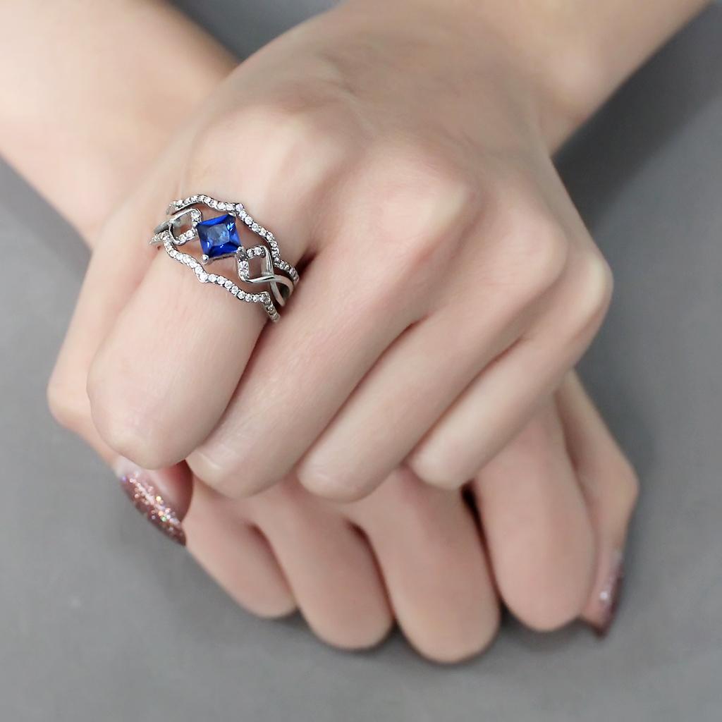MADA272 - High polished (no plating) Stainless Steel Ring with Synthetic Spinel in London Blue