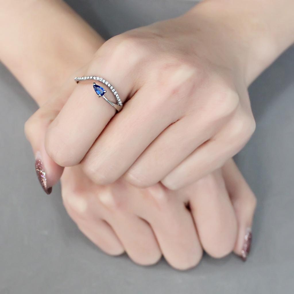 MADA273 - High polished (no plating) Stainless Steel Ring with Synthetic Spinel in London Blue