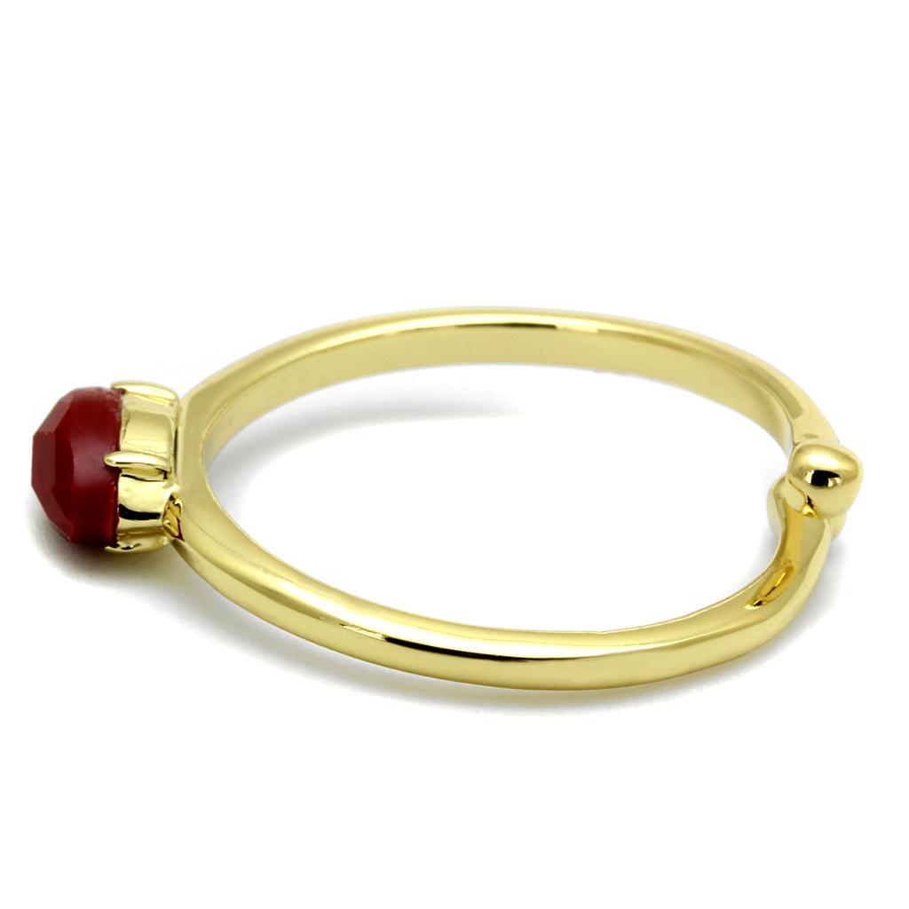 MALO4063 - Flash Gold Brass Ring with Synthetic Synthetic Stone in Siam