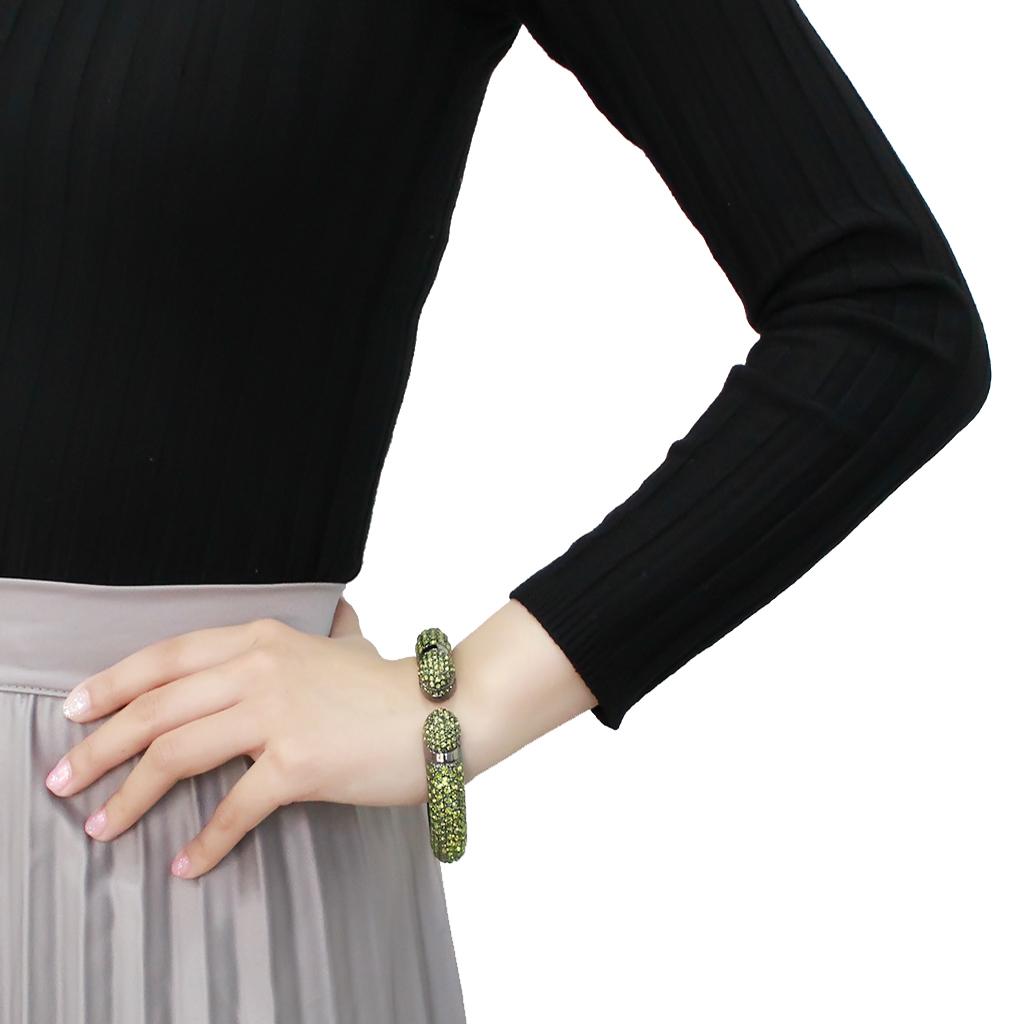 MALO4314 - TIN Cobalt Black Brass Bangle with Top Grade Crystal in Peridot