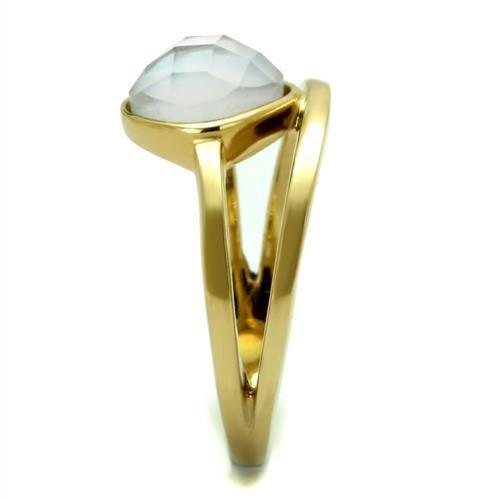 MATK2908 - IP Gold(Ion Plating) Stainless Steel Ring with Precious Stone Conch in White