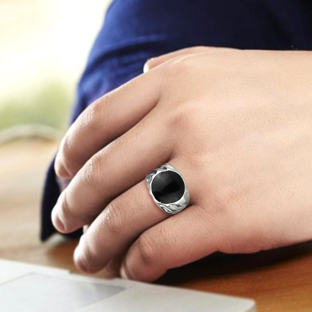 MATK3768 - High polished (no plating) Stainless Steel Ring with Epoxy in Jet