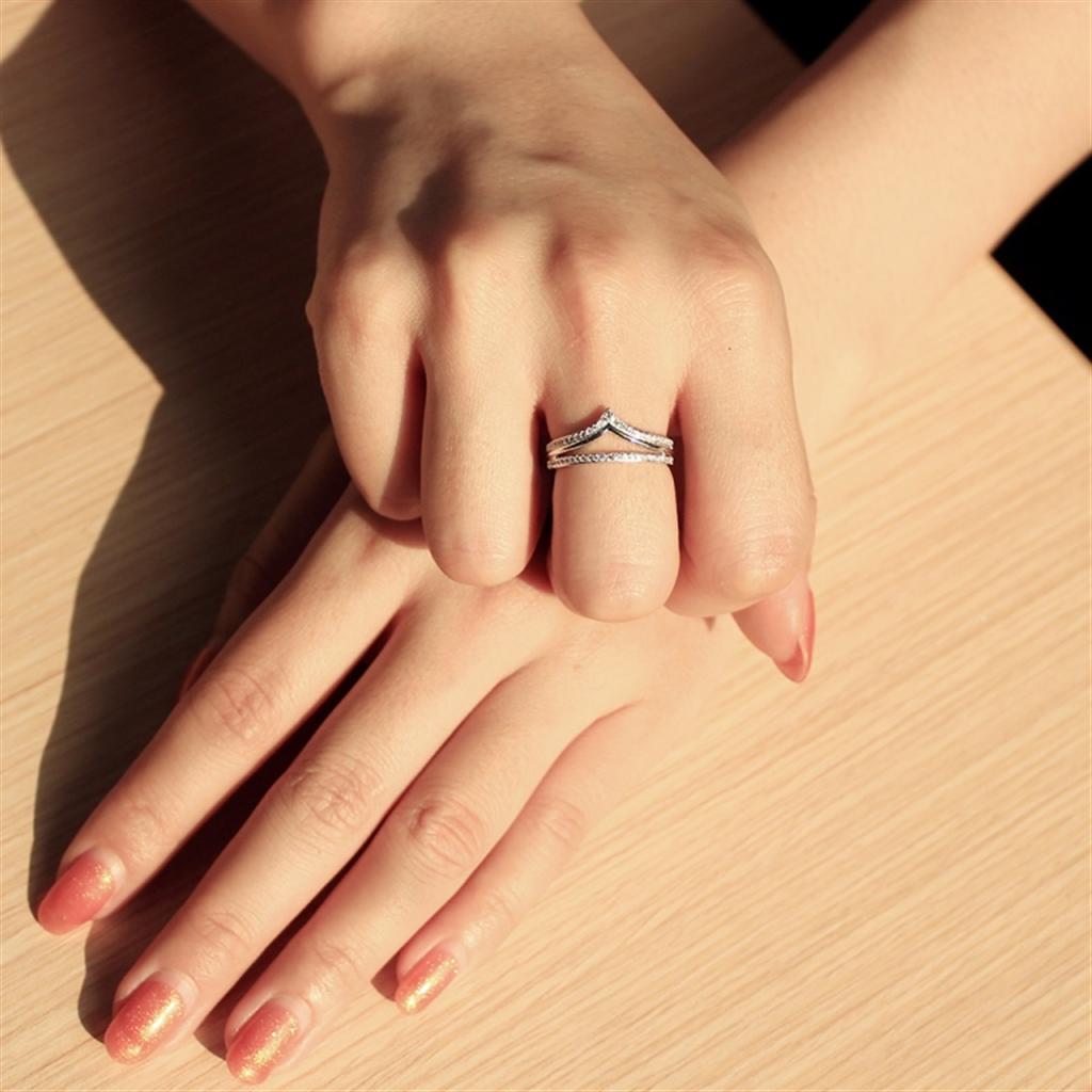 MATS582 - Rhodium 925 Sterling Silver Ring with AAA Grade CZ in Clear