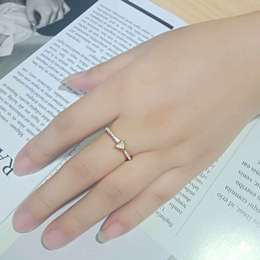 MA3W1615 - Flash Gold Brass Ring with AAA Grade CZ in Clear