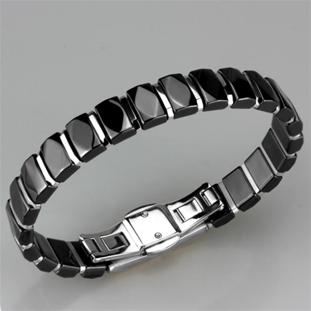 MA3W990 - High polished (no plating) Stainless Steel Bracelet with Ceramic  in Jet