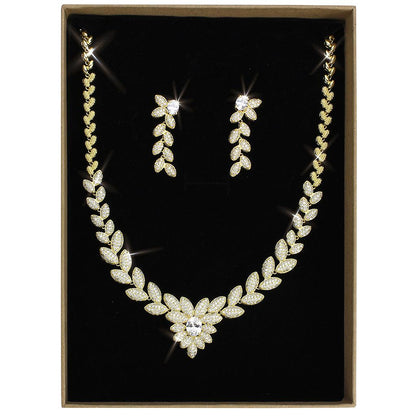 MA3W1425 - Gold Brass Jewelry Sets with AAA Grade CZ  in Clear