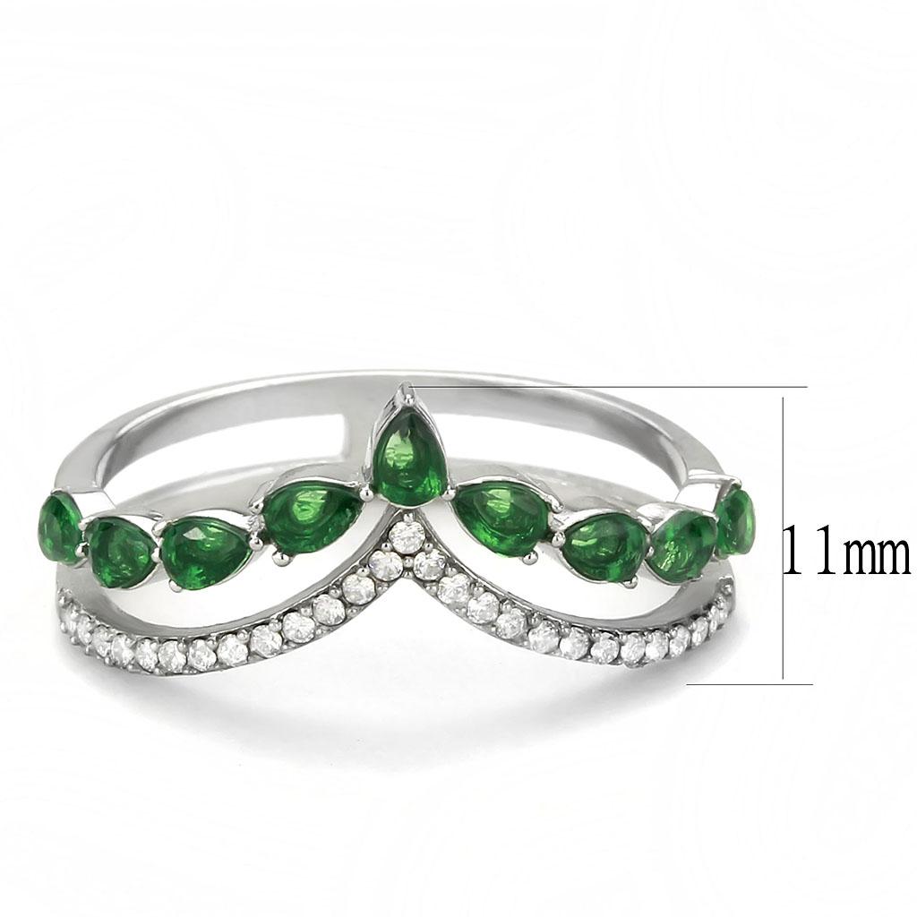 MADA347 - High polished (no plating) Stainless Steel Ring with Synthetic Synthetic Glass in Emerald