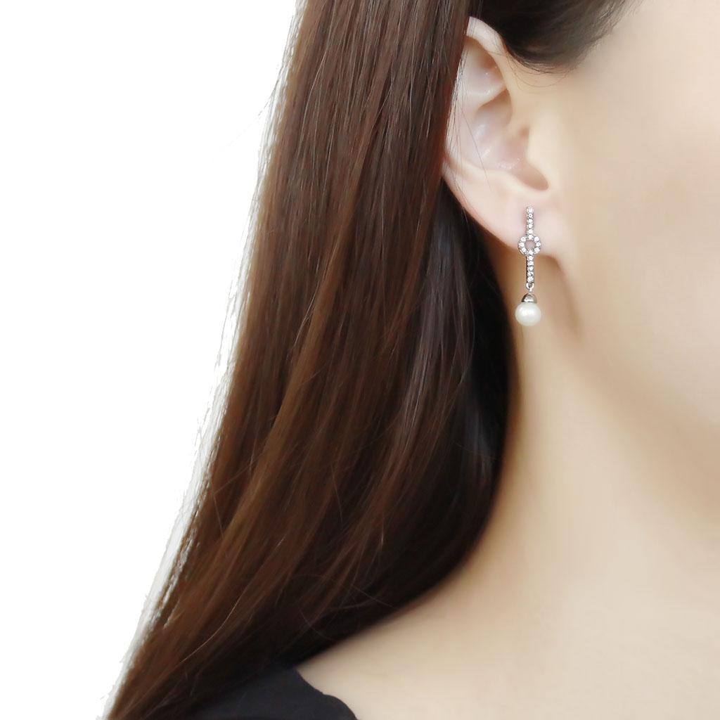MADA370 - High polished (no plating) Stainless Steel Earrings with Synthetic Pearl in White