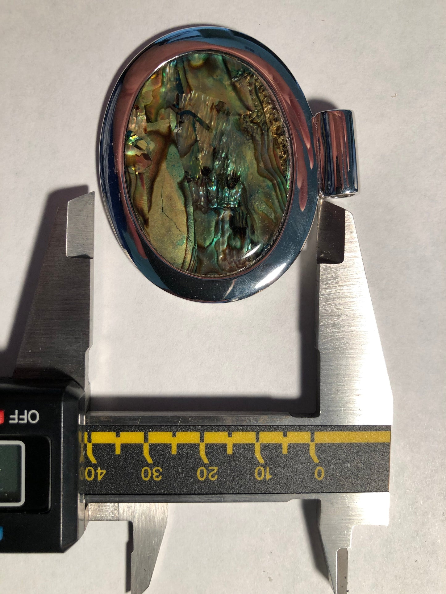 MALOAS1323 - Rhodium Plated 925 Sterling Silver Pendant with Natural Conch in Rainbow color