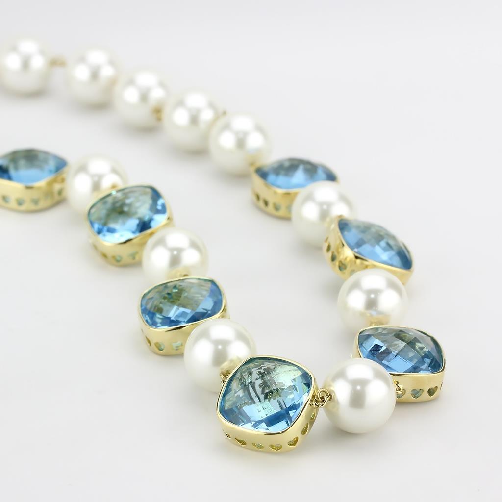 MALO4706 - Gold Brass Necklace with Synthetic Synthetic Glass in Sea Blue