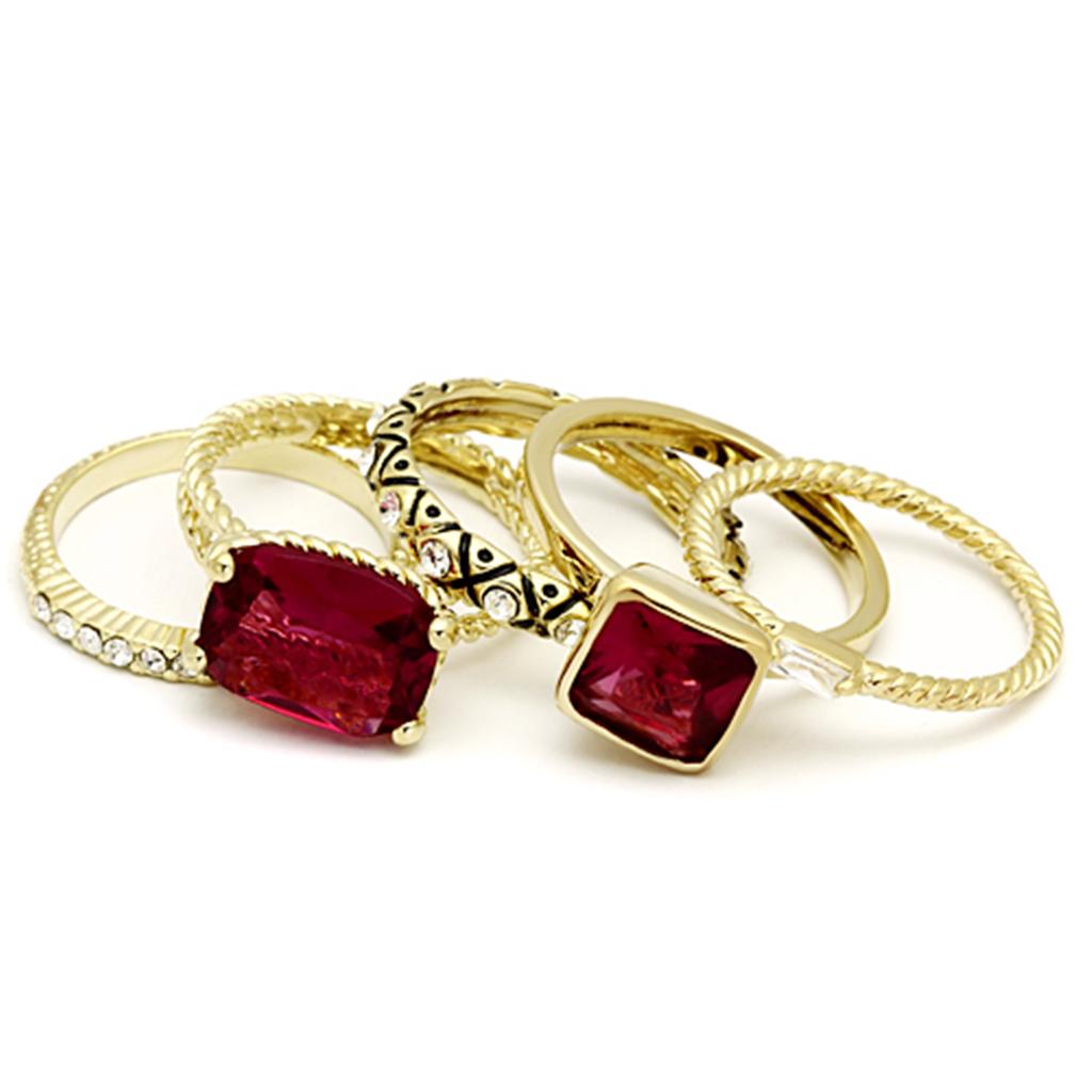 MALO2548 - Gold Brass Ring with Synthetic Synthetic Glass in Ruby