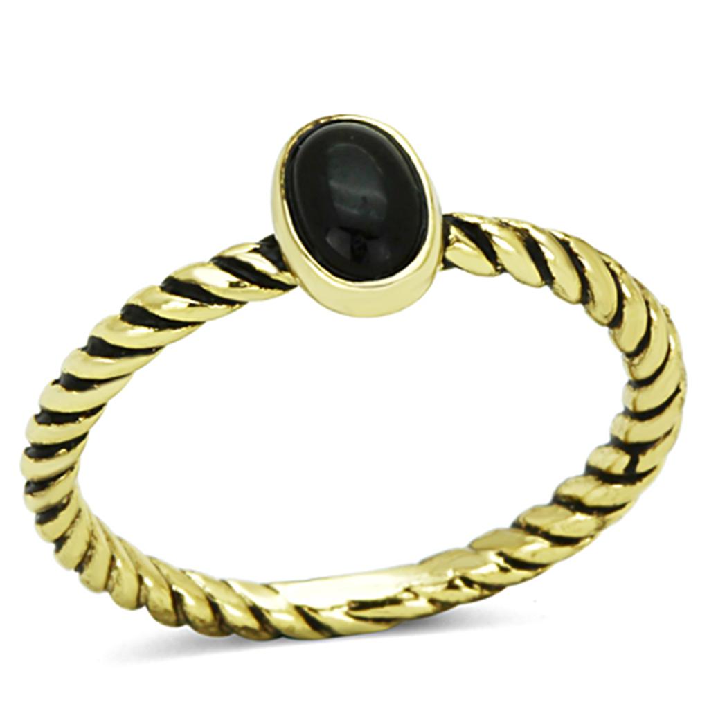 MALO3063 - Gold Brass Ring with Synthetic Onyx in Jet