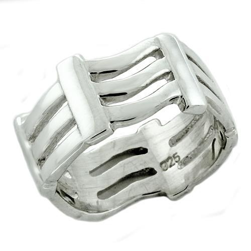 MALOAS1157 - High-Polished 925 Sterling Silver Ring with No Stone