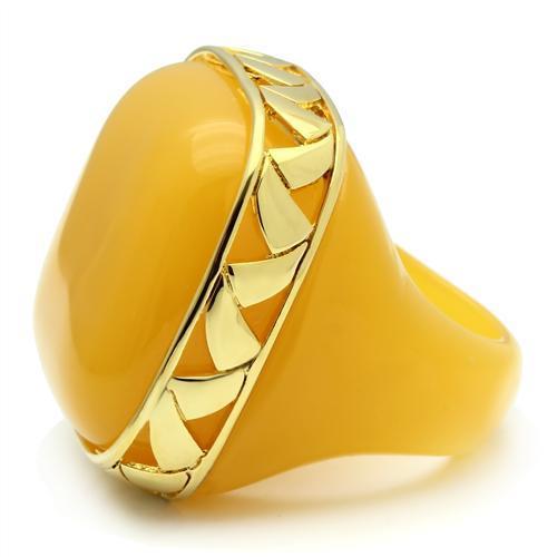 MAVL014 - IP Gold(Ion Plating) Brass Ring with Synthetic Synthetic Stone in Topaz